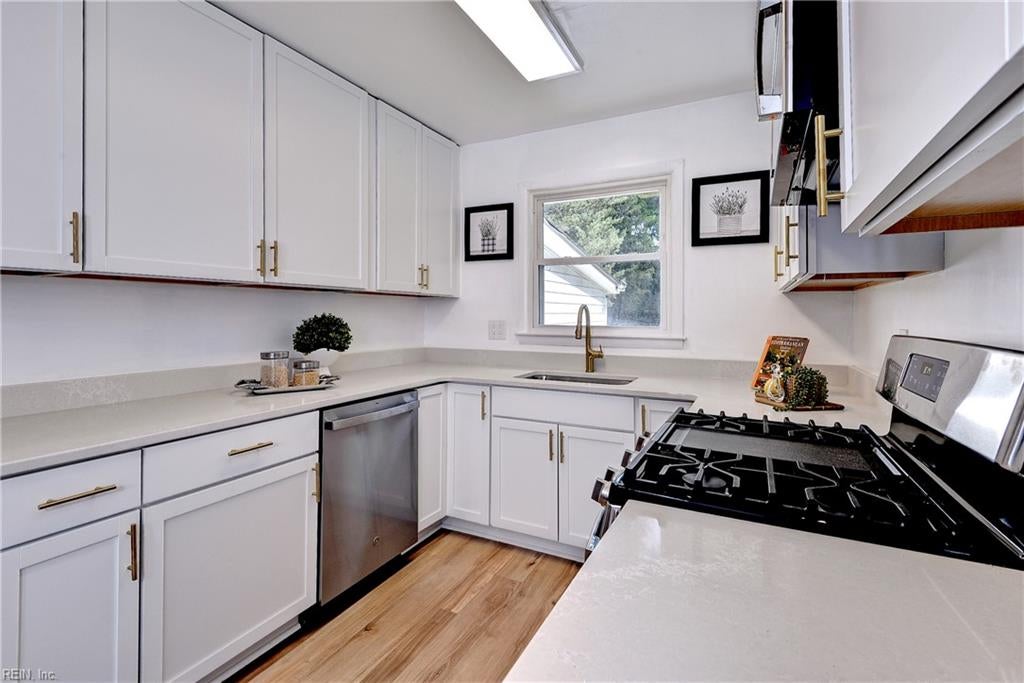 Photo of 2921 Meadow Forest Road, Chesapeake, VA 23321 (MLS # 10638429)