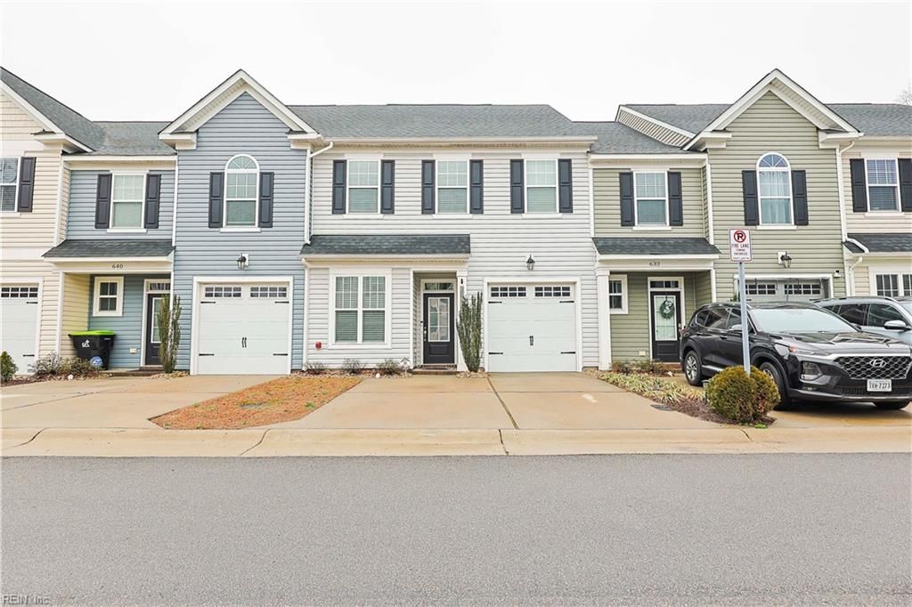 Photo of 636 Rhema Road, Virginia Beach, VA 23462 (MLS # 10623045)
