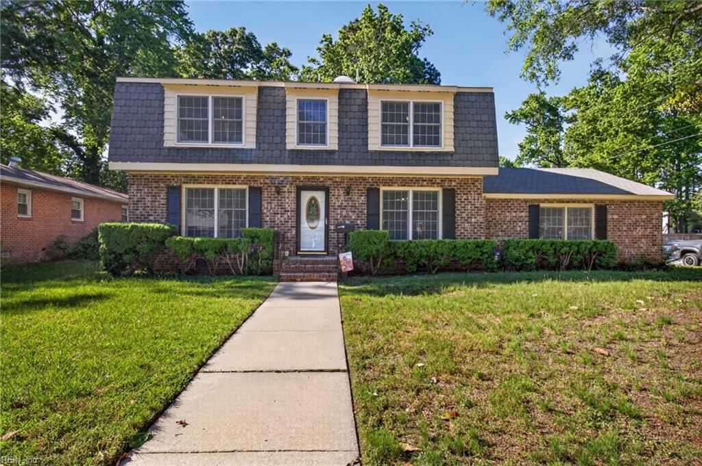 Photo of 1059 Clipper Drive, Hampton, VA 23669 (MLS # 10634582)
