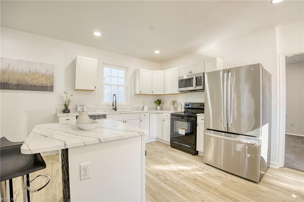 Photo of 910 Rugby Street, Norfolk, VA 23504 (MLS # 10616326)