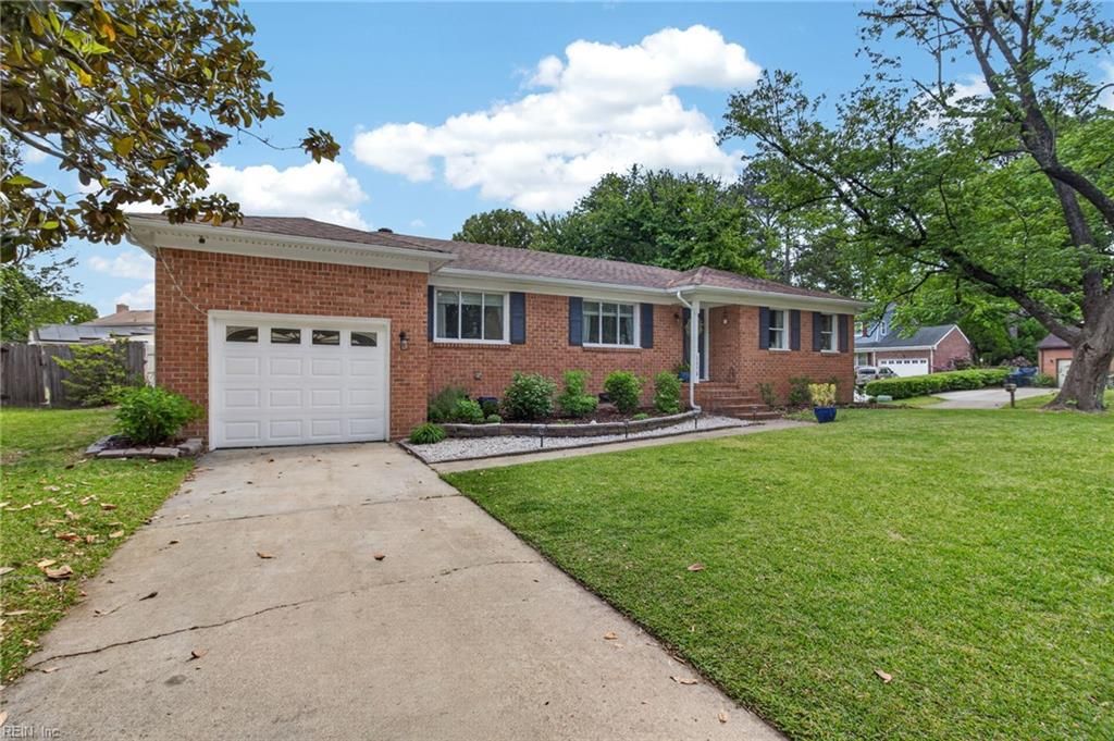 Photo of 6078 Clear Springs Road, Virginia Beach, VA 23464 (MLS # 10643558)