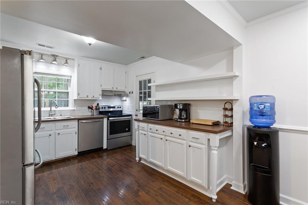 1257 Moyer RD