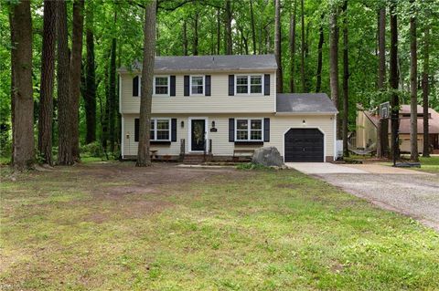1257 Moyer RD Newport News VA 23608