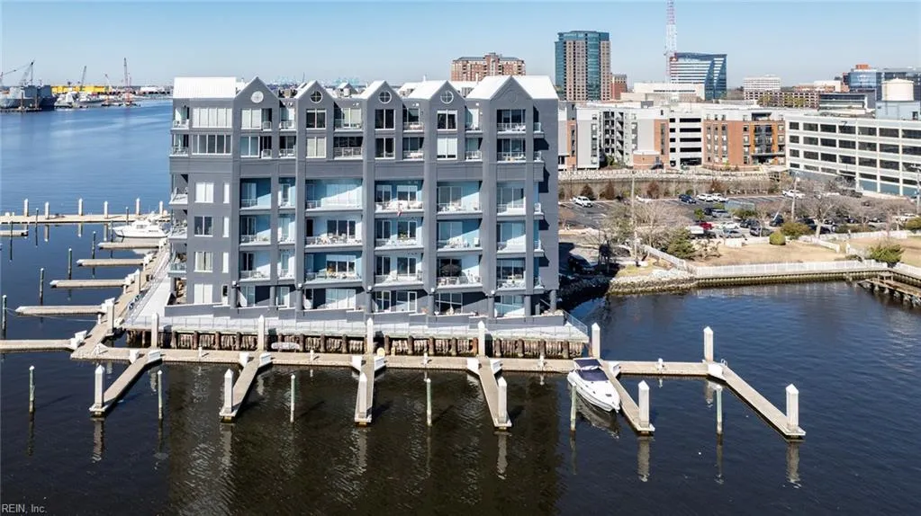 Norfolk, Virginia 23510, United States, 3 Bedrooms Bedrooms, ,2 BathroomsBathrooms,Residential,Active,6117