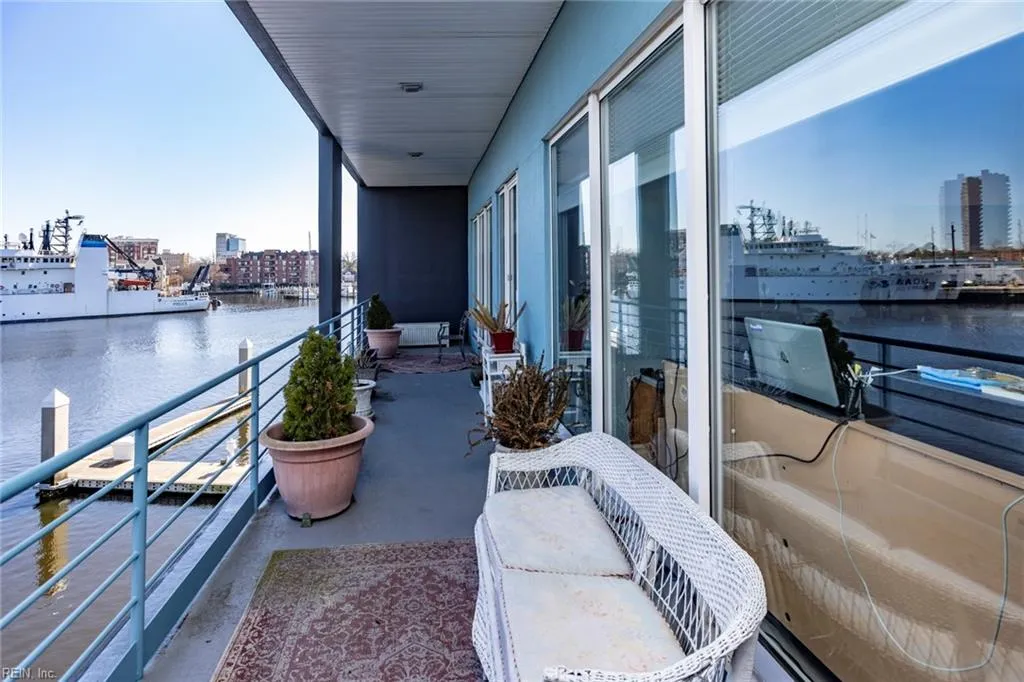 Norfolk, Virginia 23510, United States, 3 Bedrooms Bedrooms, ,2 BathroomsBathrooms,Residential,Active,6117