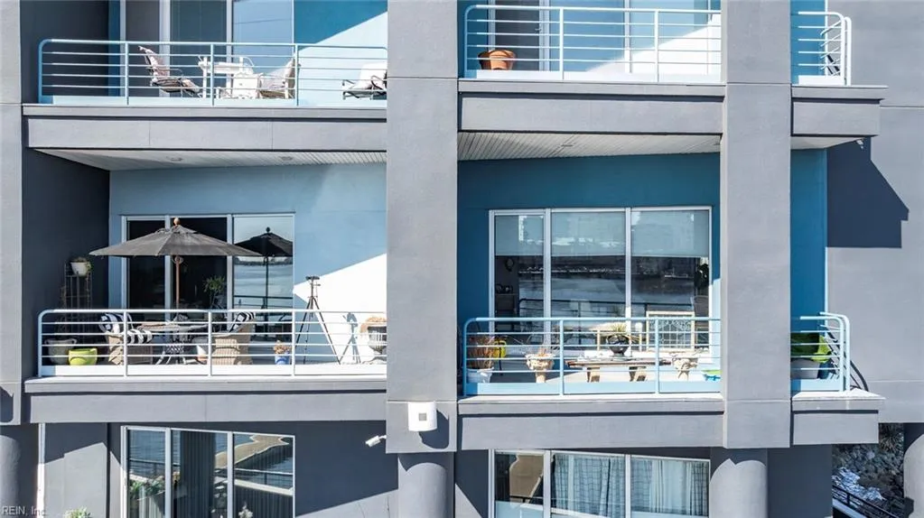 Norfolk, Virginia 23510, United States, 3 Bedrooms Bedrooms, ,2 BathroomsBathrooms,Residential,Active,6117