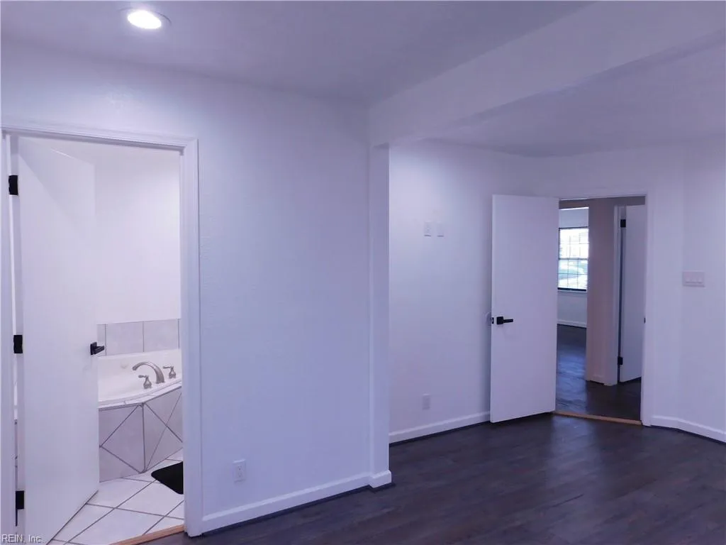 Norfolk, Virginia 23502, United States, 3 Bedrooms Bedrooms, ,3 BathroomsBathrooms,Residential,Active,111791