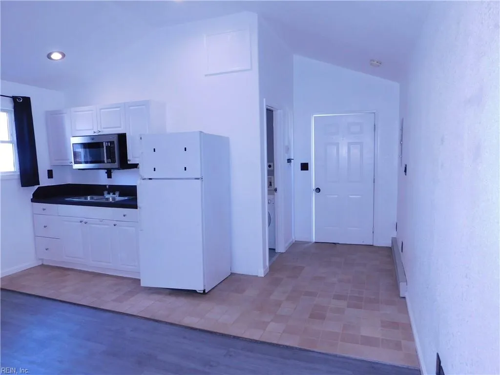 Norfolk, Virginia 23502, United States, 3 Bedrooms Bedrooms, ,3 BathroomsBathrooms,Residential,Active,111791