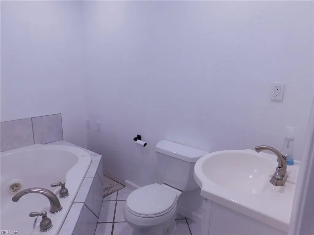 Norfolk, Virginia 23502, United States, 3 Bedrooms Bedrooms, ,3 BathroomsBathrooms,Residential,Active,111791