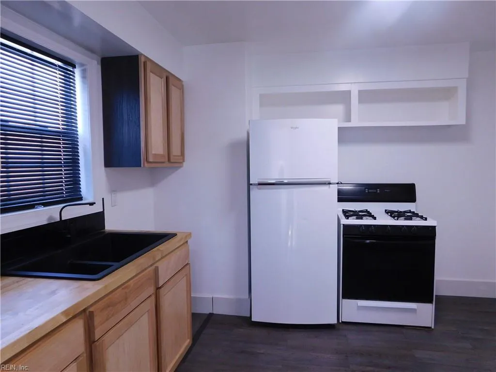 Norfolk, Virginia 23502, United States, 3 Bedrooms Bedrooms, ,3 BathroomsBathrooms,Residential,Active,111791