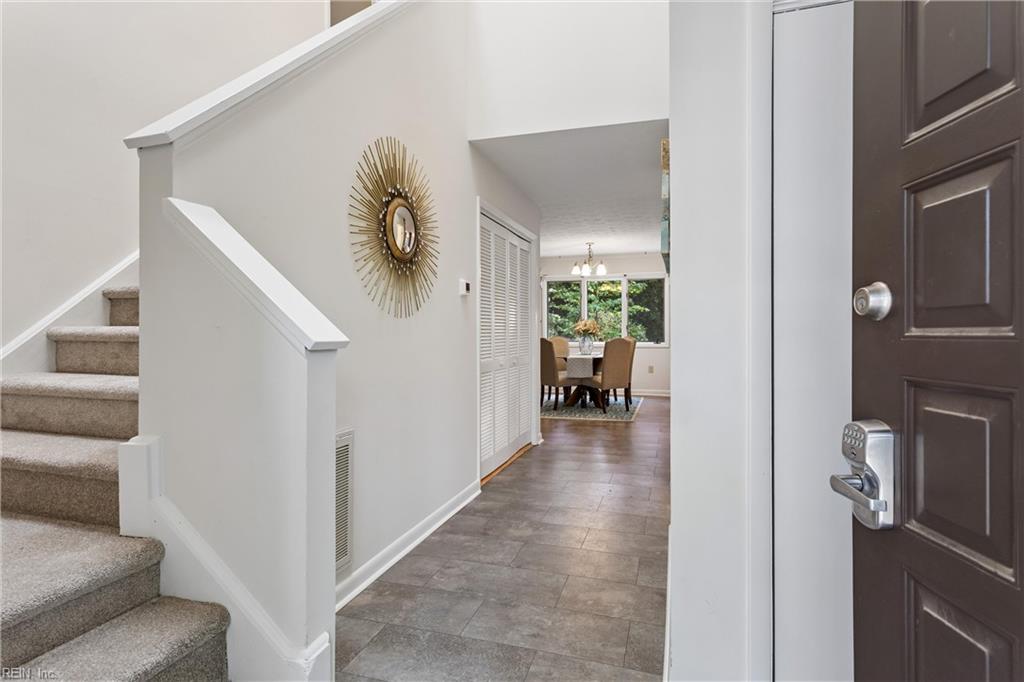 Photo of 107 Brokenbridge Road, Yorktown, VA 23692 (MLS # 10653556)