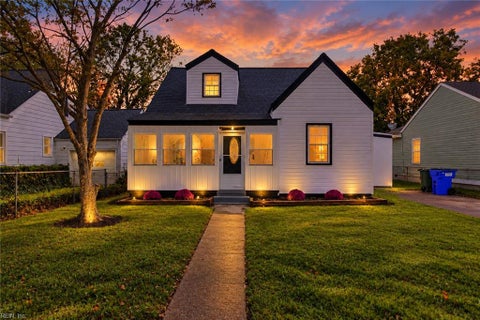 Photo of 224 Neoma Drive, Norfolk, VA 23503 (MLS # 10659028)