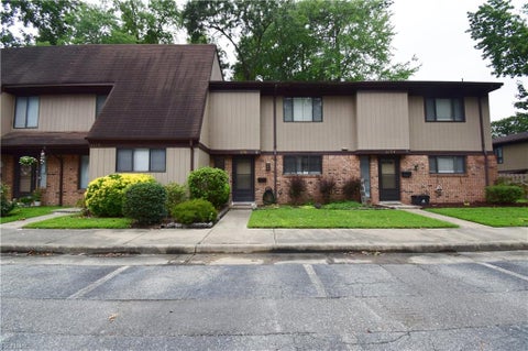 Photo of 1176 Willow Green Drive, Newport News, VA 23602 (MLS # 10646071)