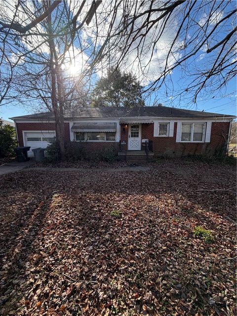 Photo of 19 Saint Albans Drive, Hampton, VA 23669 (MLS # 10613355)