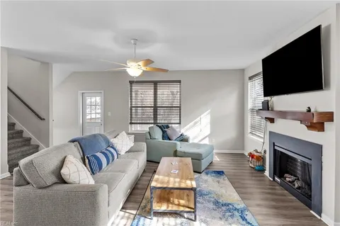 MLS: 10570955