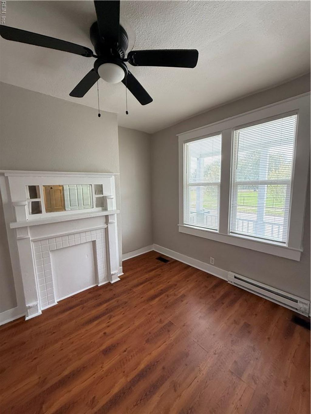 Photo of 904 Pollard Street, Norfolk, VA 23504 (MLS # 10621276)