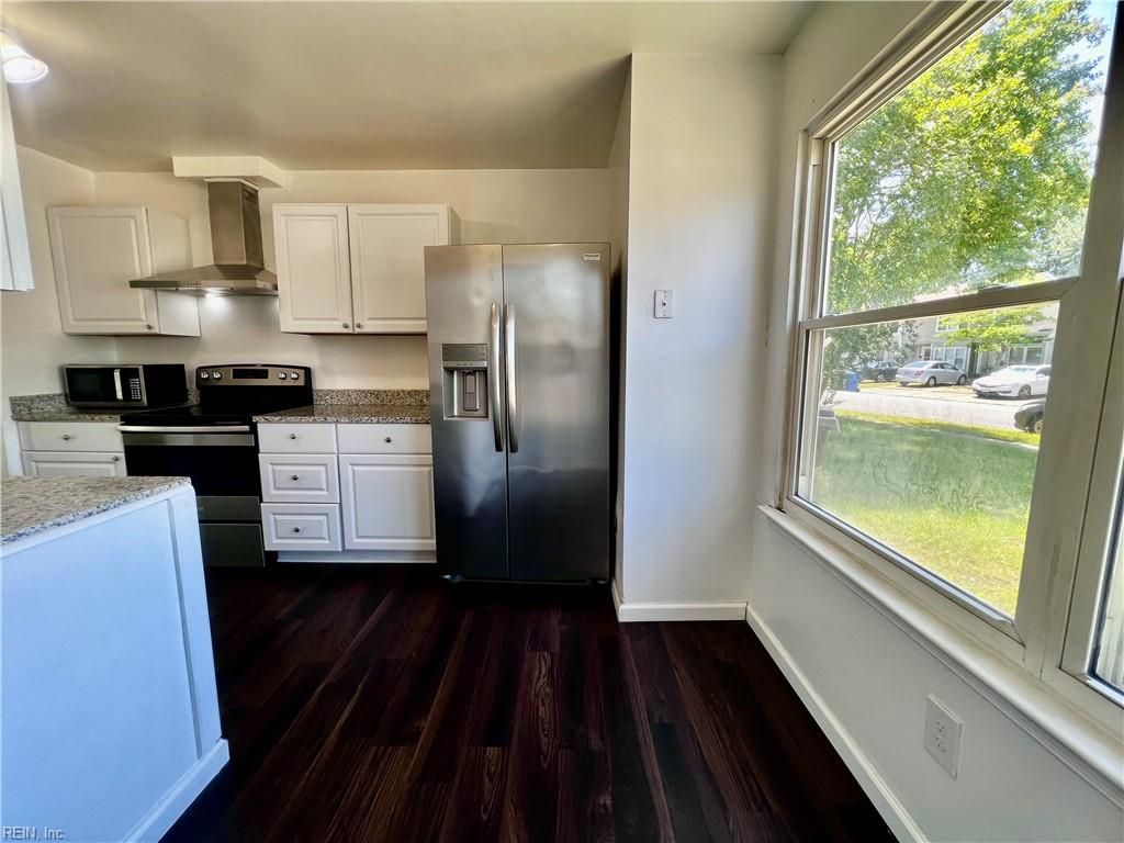 Photo of 196 Thalia Trace Drive, Virginia Beach, VA 23452 (MLS # 10635466)