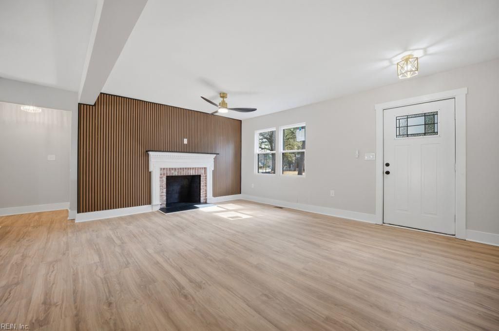 Photo of 8552 Culfor Crescent, Norfolk, VA 23503 (MLS # 10625127)