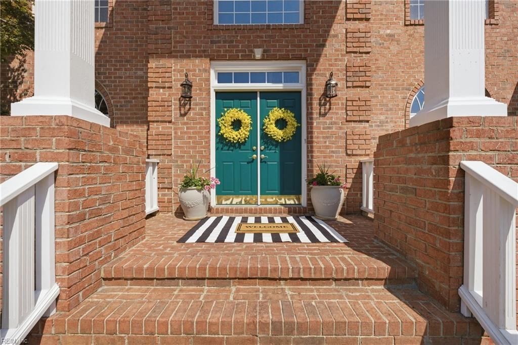 Photo of 1037 Poquoson Crossing, Chesapeake, VA 23320 (MLS # 10628790)