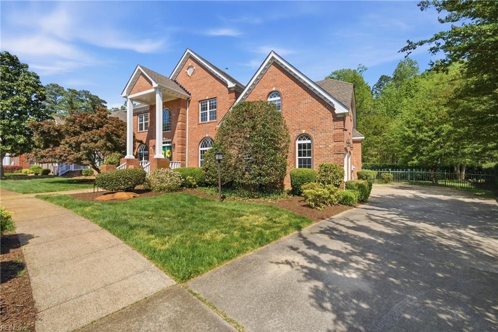 Photo of 1037 Poquoson Crossing, Chesapeake, VA 23320 (MLS # 10628790)