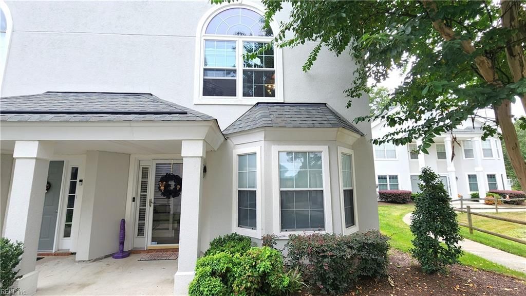Photo of 457 Seahorse Run, Chesapeake, VA 23320 (MLS # 10635454)