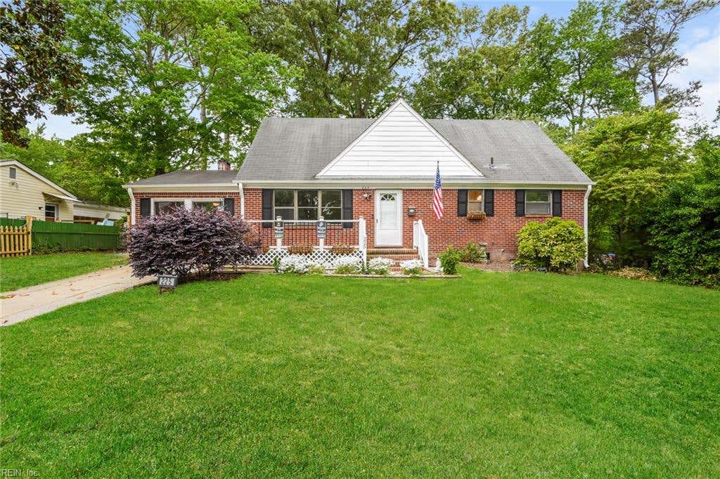 Photo of 225 Thomas Nelson Lane, Williamsburg, VA 23185 (MLS # 10638957)
