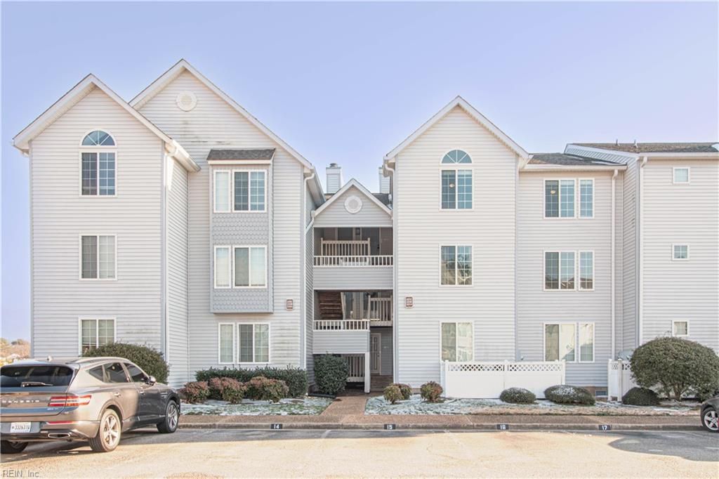 Photo of 221 Island Cove Court #C, Hampton, VA 23669 (MLS # 10618203)