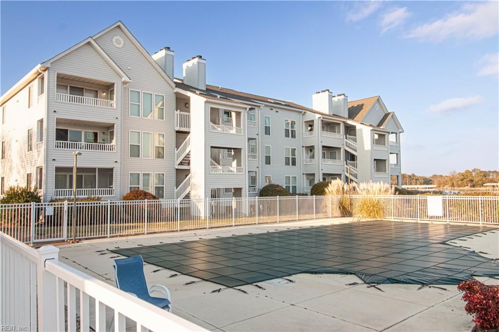 Photo of 221 Island Cove Court #C, Hampton, VA 23669 (MLS # 10618203)