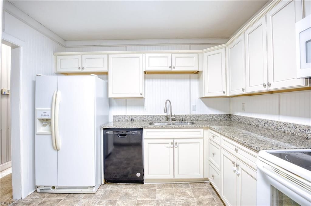 Photo of 2423 Shafer Street, Norfolk, VA 23513 (MLS # 10614820)