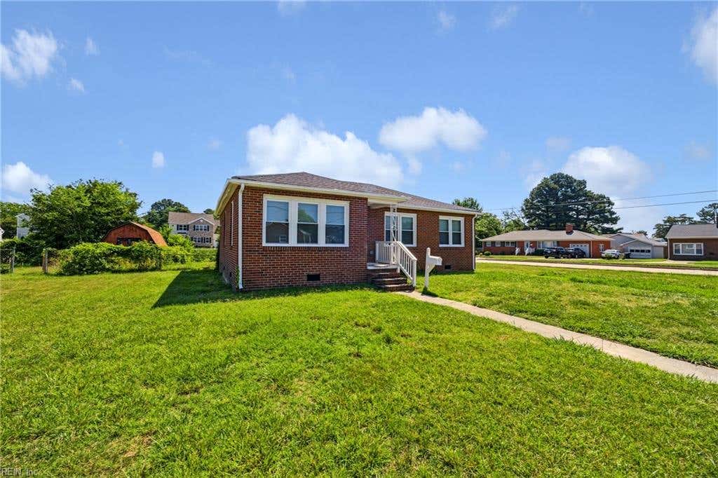 Photo of 2 Reynolds Drive, Hampton, VA 23666 (MLS # 10640540)