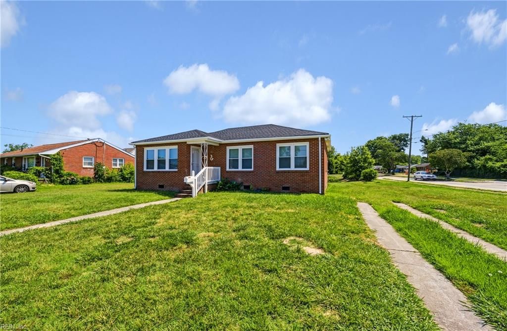 Photo of 2 Reynolds Drive, Hampton, VA 23666 (MLS # 10640540)