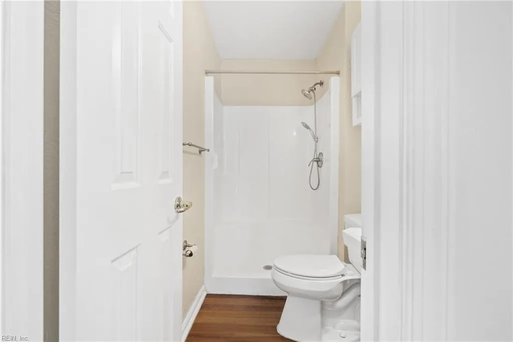 Virginia Beach, Virginia 23464, United States, 2 Bedrooms Bedrooms, ,2 BathroomsBathrooms,Residential,Active,81932