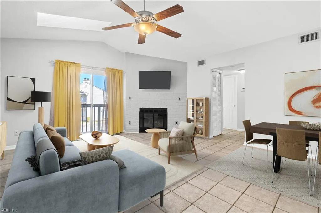 Virginia Beach, Virginia 23464, United States, 2 Bedrooms Bedrooms, ,2 BathroomsBathrooms,Residential,Active,81932