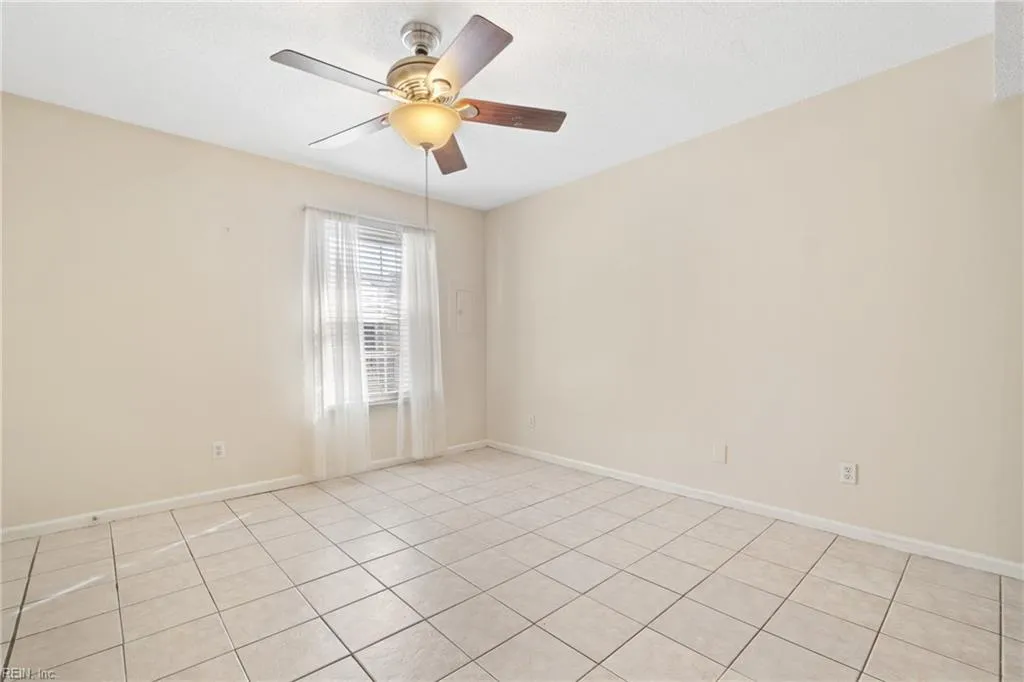 Virginia Beach, Virginia 23464, United States, 2 Bedrooms Bedrooms, ,2 BathroomsBathrooms,Residential,Active,81932