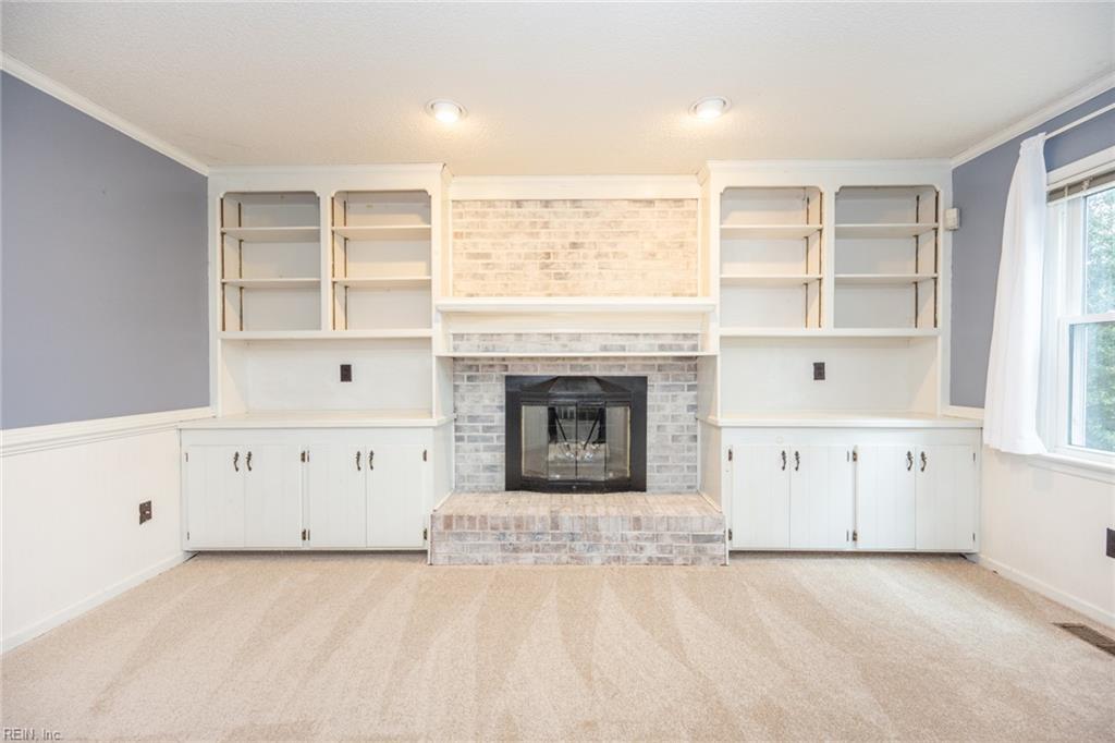 924 Fox Ridge TRL