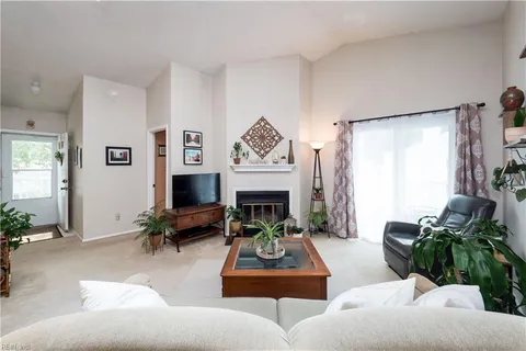MLS: 10575007