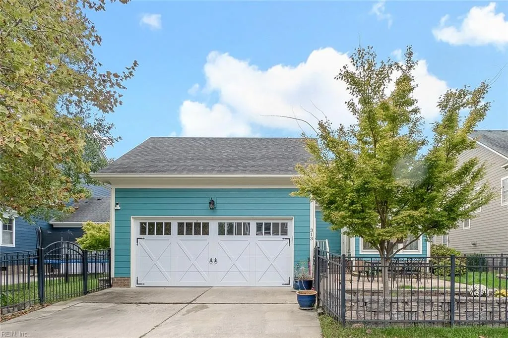 Chesapeake, Virginia 23320, United States, 4 Bedrooms Bedrooms, ,3 BathroomsBathrooms,Residential,Active,18698