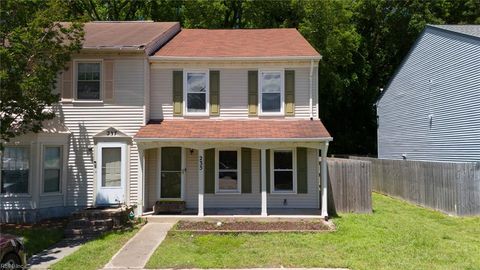 Townhouse in Virginia Beach VA 235 Mannings Lane.jpg