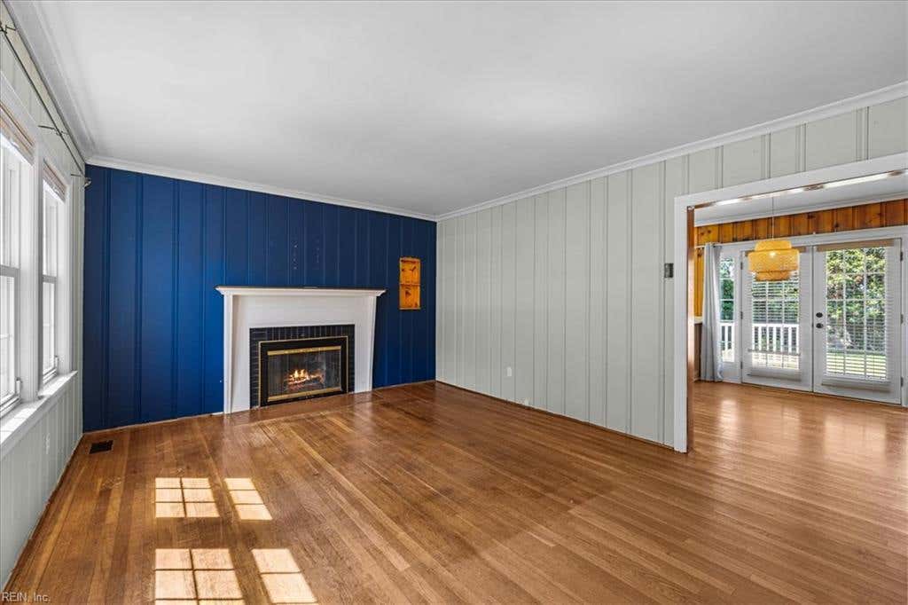 Photo of 131 Robinson Road, Hampton, VA 23661 (MLS # 10644951)
