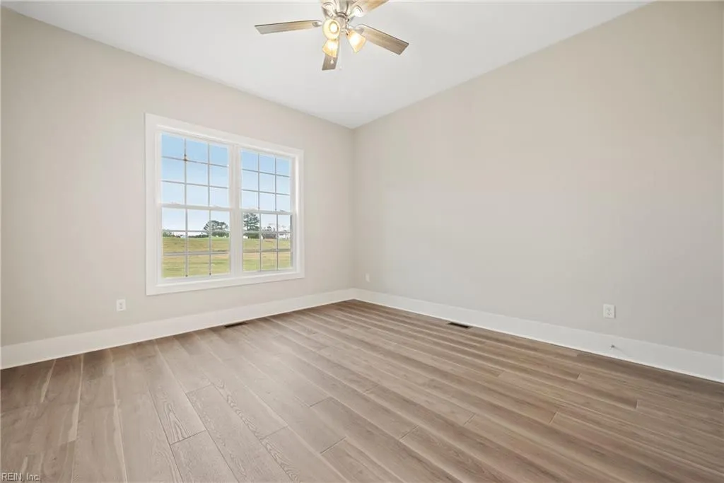 Smithfield, Virginia 23430, United States, 4 Bedrooms Bedrooms, ,3 BathroomsBathrooms,Residential,Pending,29997