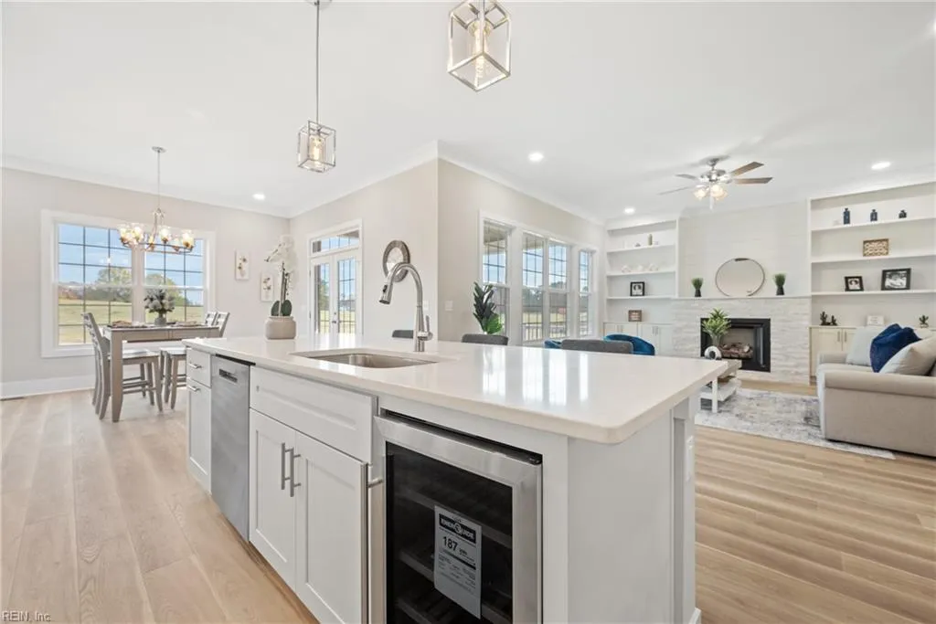 Smithfield, Virginia 23430, United States, 4 Bedrooms Bedrooms, ,3 BathroomsBathrooms,Residential,Pending,29997