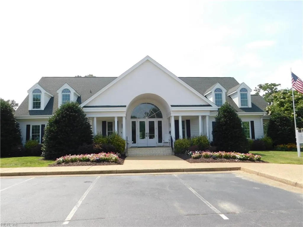 Smithfield, Virginia 23430, United States, 4 Bedrooms Bedrooms, ,3 BathroomsBathrooms,Residential,Pending,29997