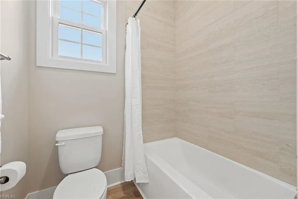 Smithfield, Virginia 23430, United States, 4 Bedrooms Bedrooms, ,3 BathroomsBathrooms,Residential,Pending,29997