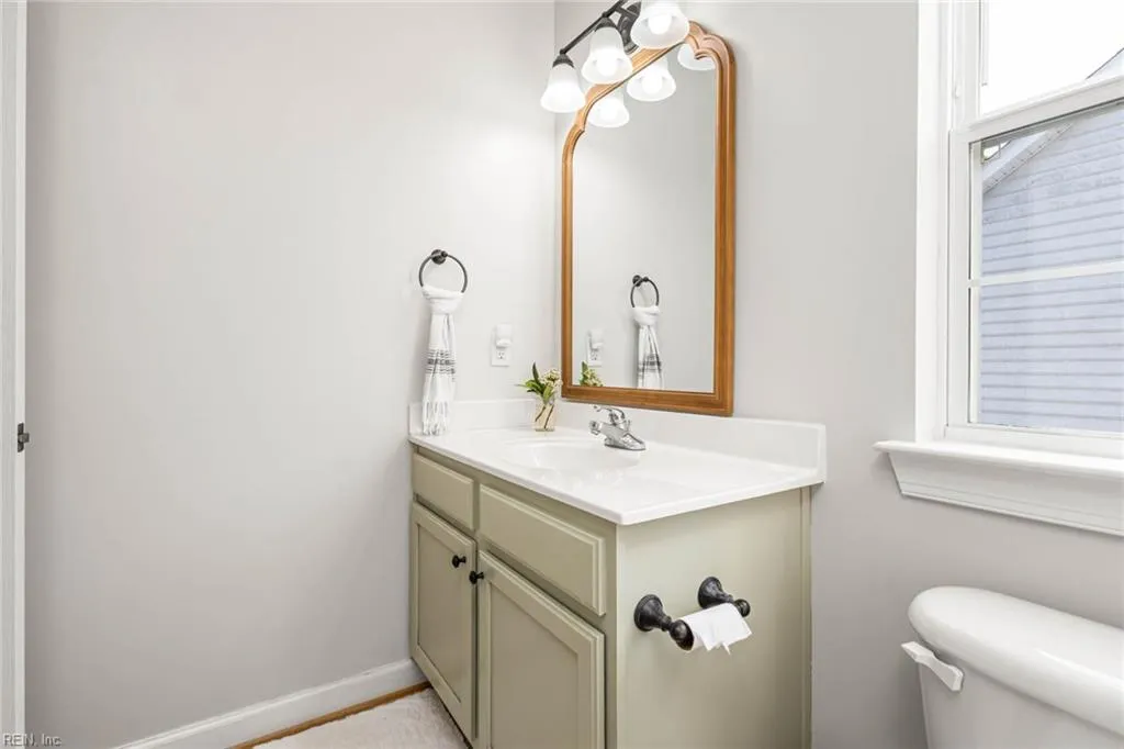 Virginia Beach, Virginia 23456, United States, 4 Bedrooms Bedrooms, ,3 BathroomsBathrooms,Residential,Active,145400