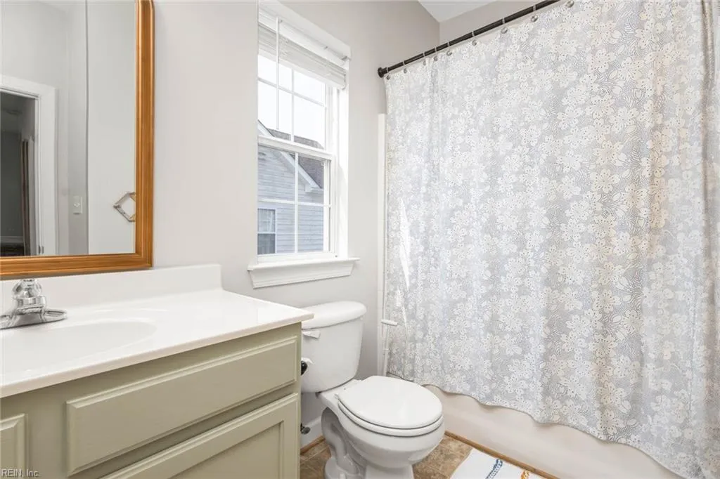 Virginia Beach, Virginia 23456, United States, 4 Bedrooms Bedrooms, ,3 BathroomsBathrooms,Residential,Active,145400