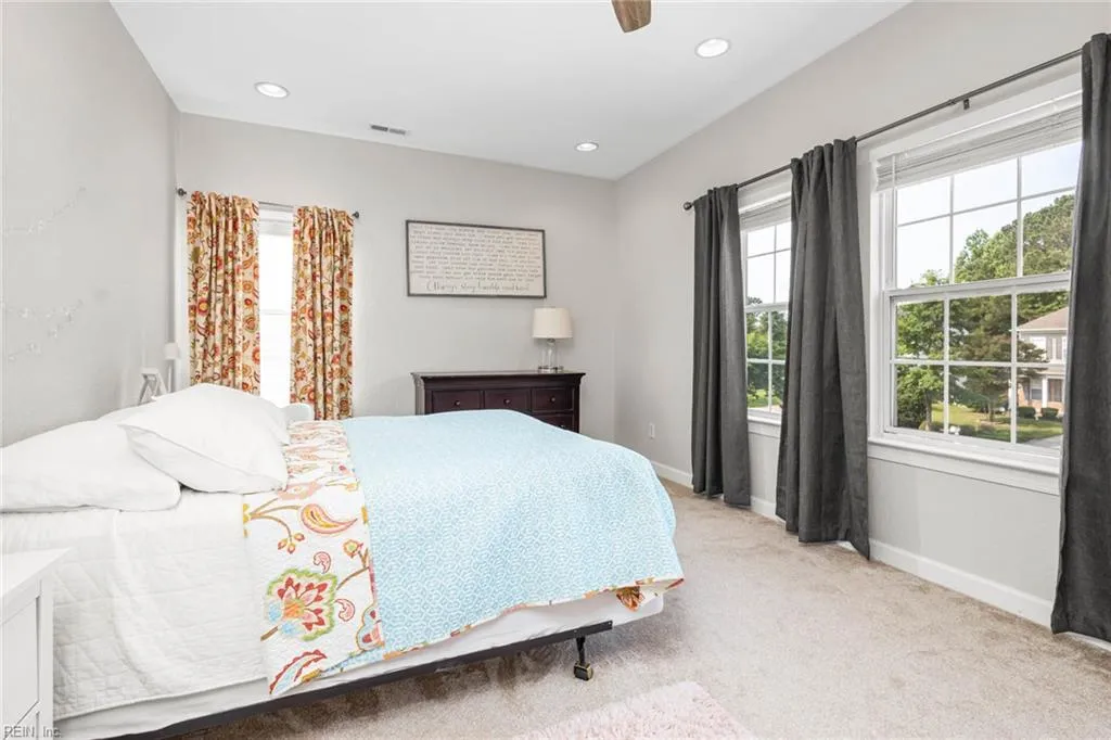 Virginia Beach, Virginia 23456, United States, 4 Bedrooms Bedrooms, ,3 BathroomsBathrooms,Residential,Active,145400