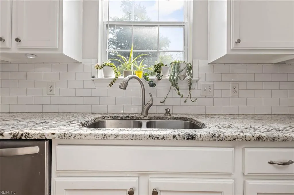 Virginia Beach, Virginia 23456, United States, 4 Bedrooms Bedrooms, ,3 BathroomsBathrooms,Residential,Active,145400