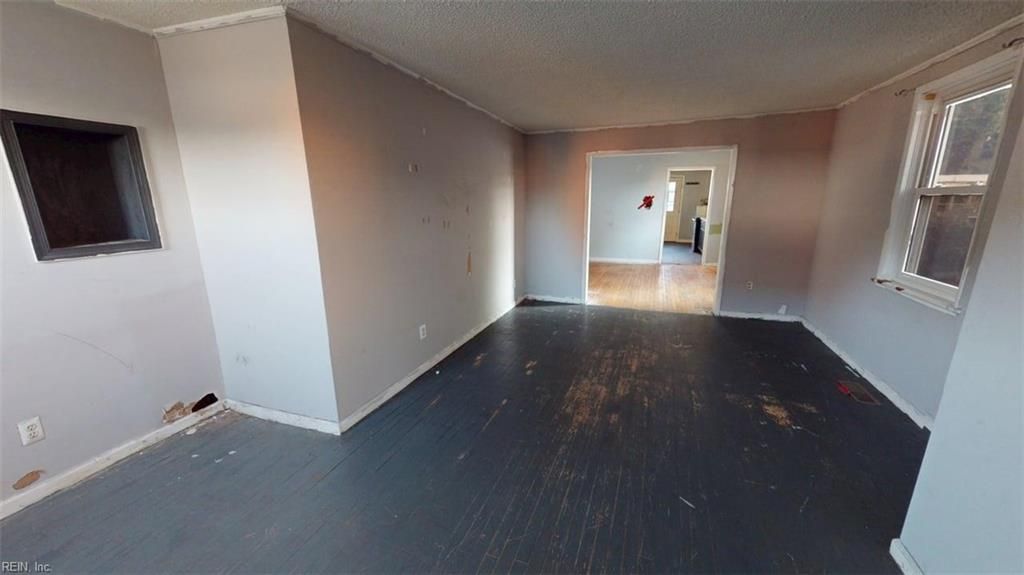 Photo of 1128 Hugo Street, Norfolk, VA 23513 (MLS # 10631729)