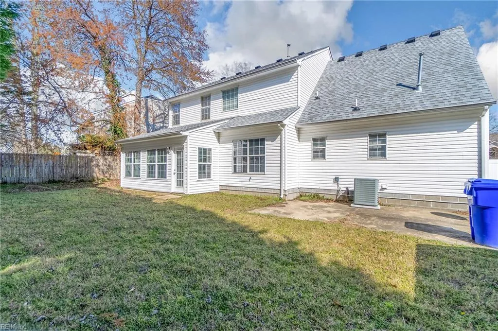 Suffolk, Virginia 23435, United States, 4 Bedrooms Bedrooms, ,3 BathroomsBathrooms,Residential,Active,86394