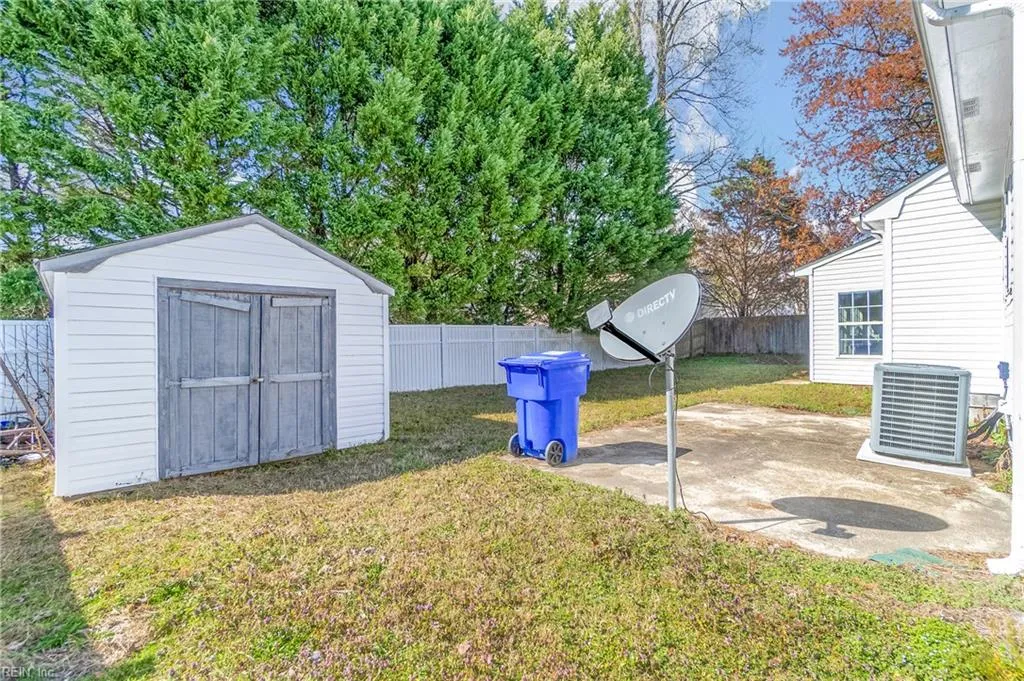 Suffolk, Virginia 23435, United States, 4 Bedrooms Bedrooms, ,3 BathroomsBathrooms,Residential,Active,86394